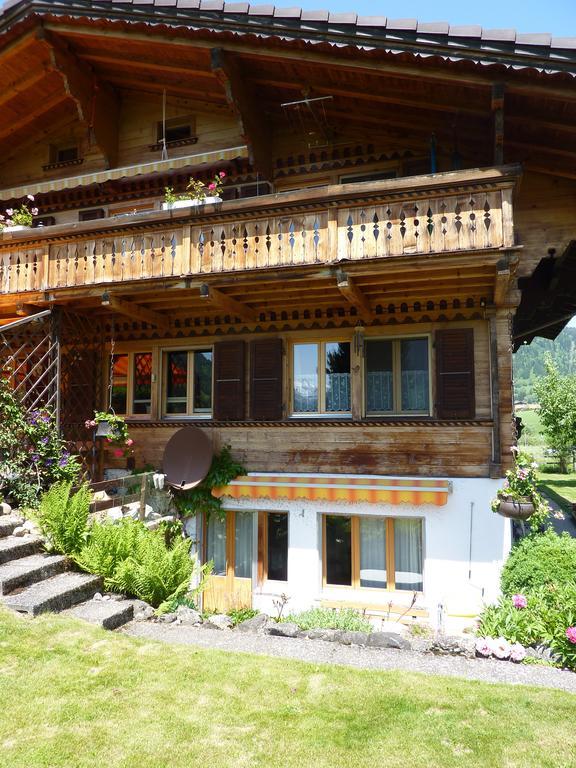 Chalet Aebnetbode Gstaad Room photo
